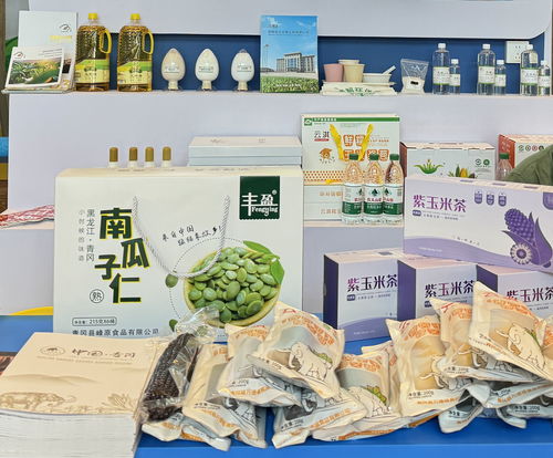 2024太阳岛企业家年会 青冈县特色产品获好评，招商引资成果丰硕